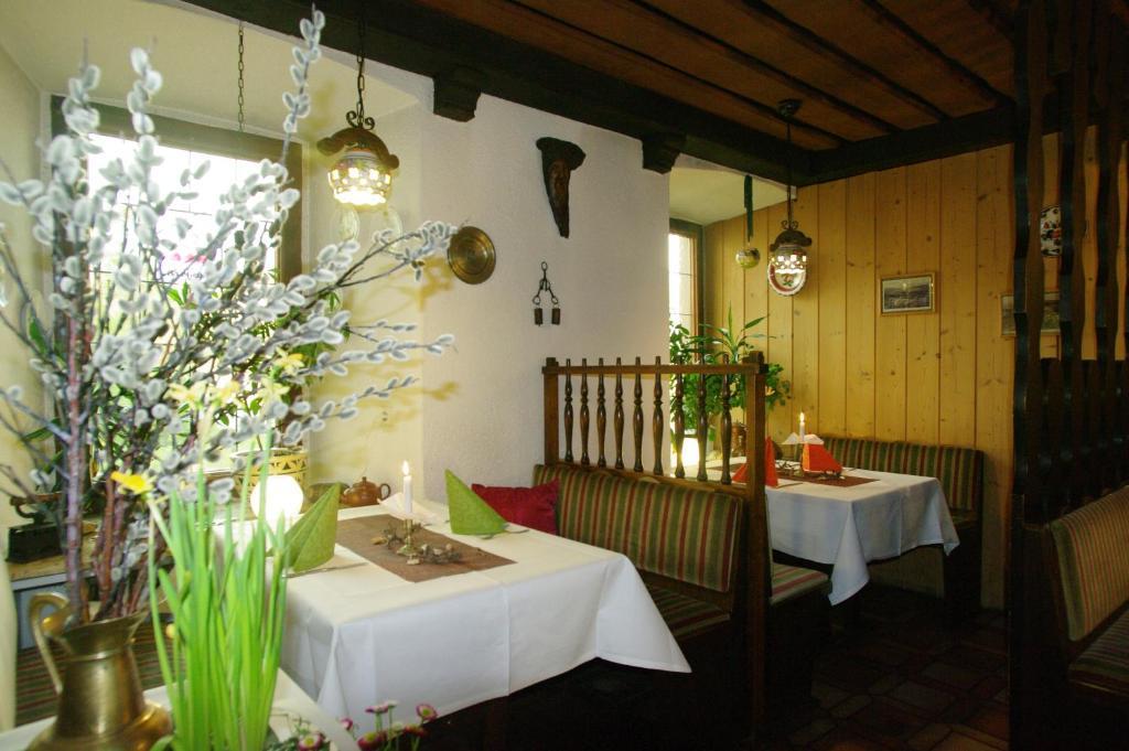 Land-Gut-Hotel Raeuber Lippoldskrug Άλφελντ Εξωτερικό φωτογραφία